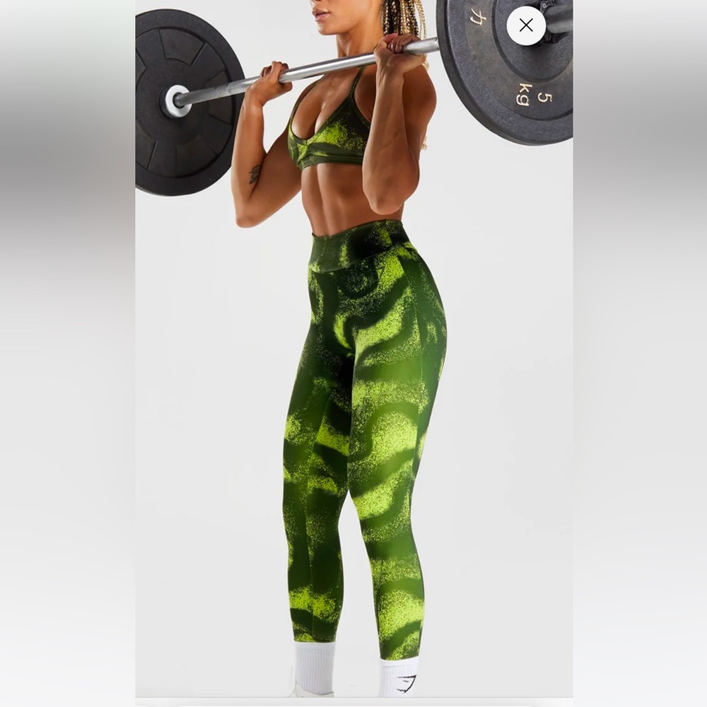 Brand new never worn Gym shark set